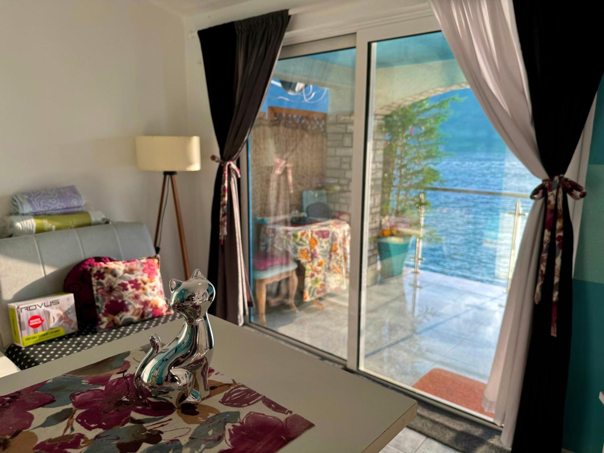 Aparthotel Maxim Котор Экстерьер фото