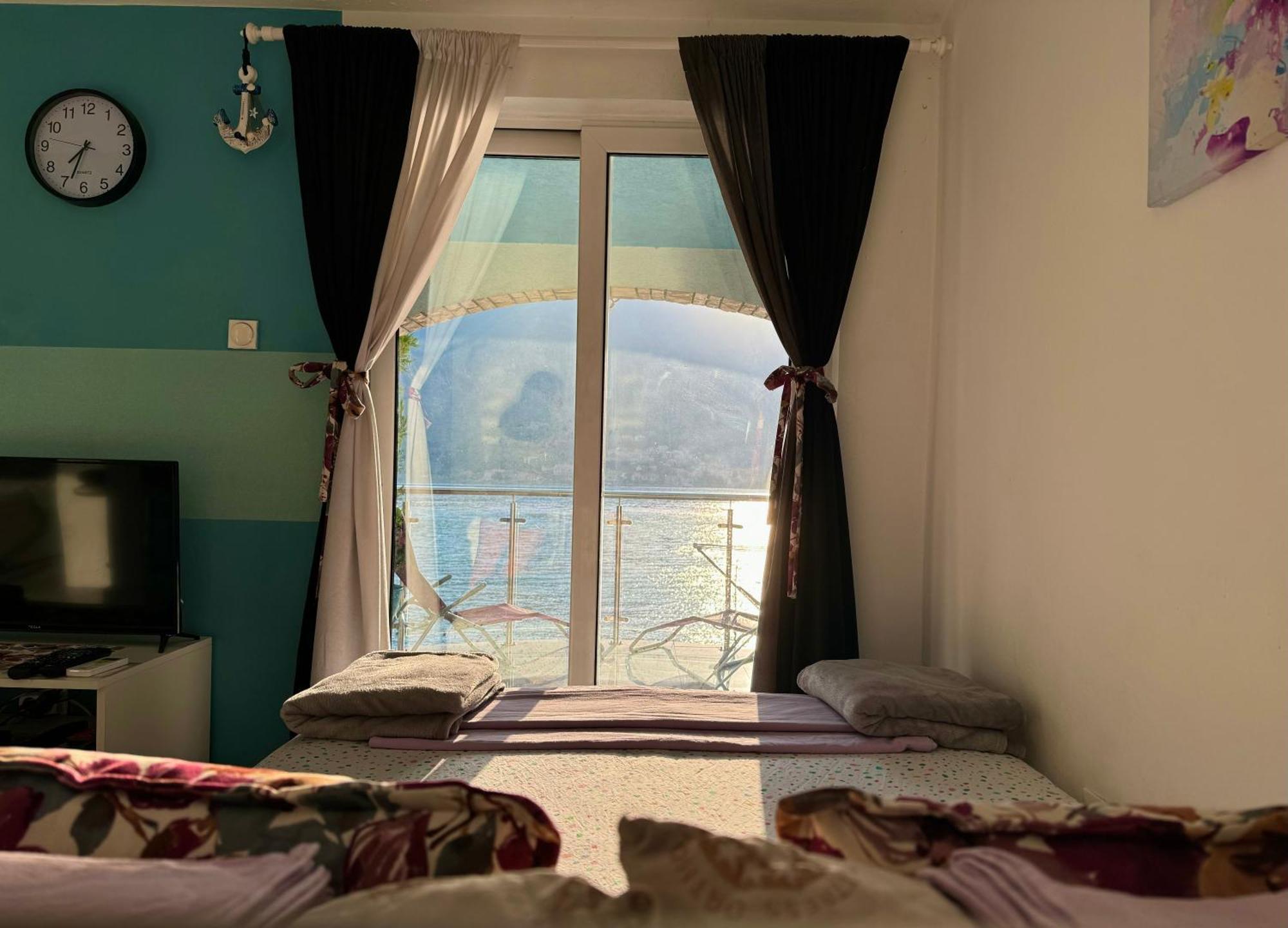 Aparthotel Maxim Котор Экстерьер фото