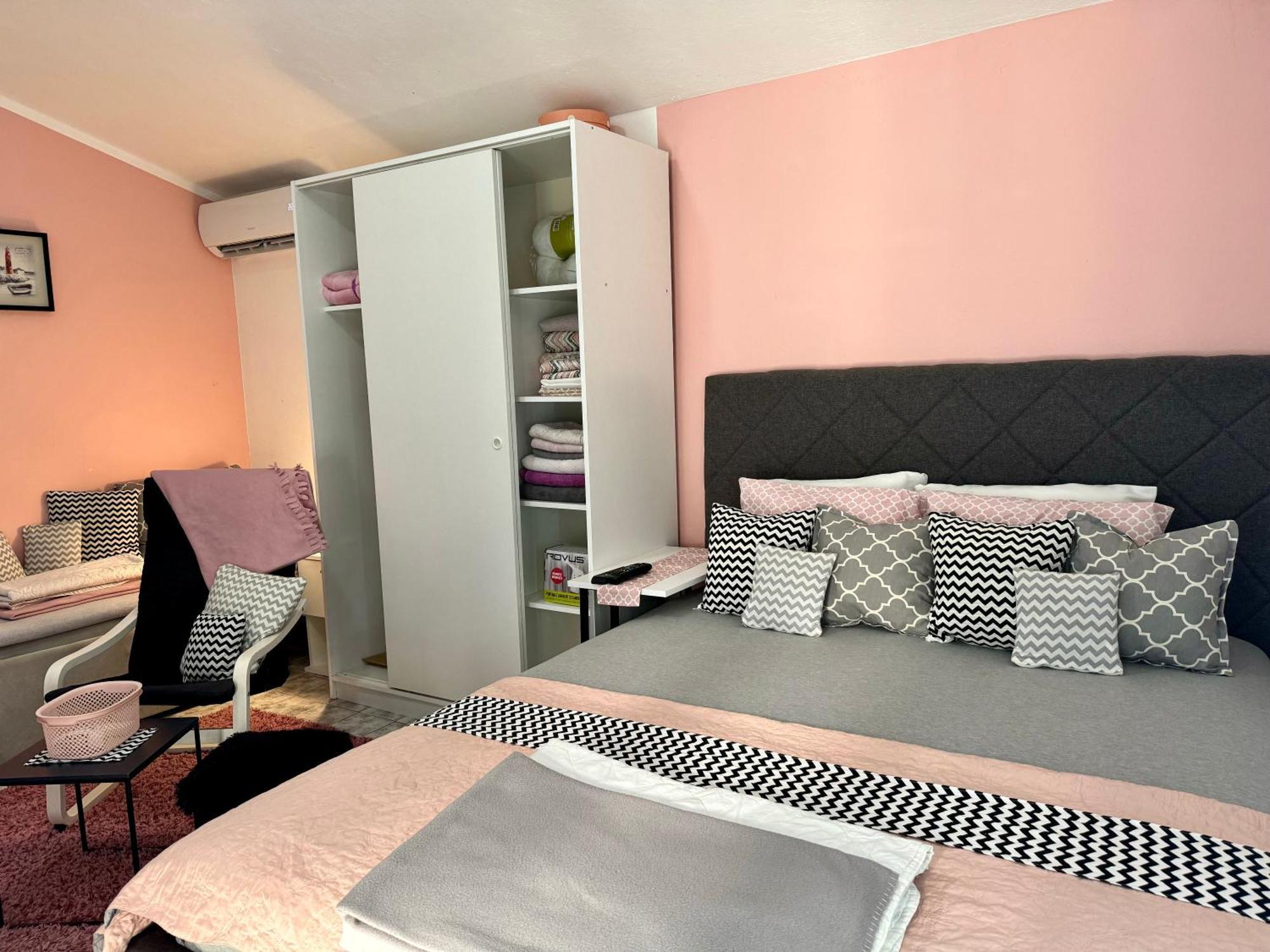 Aparthotel Maxim Котор Экстерьер фото
