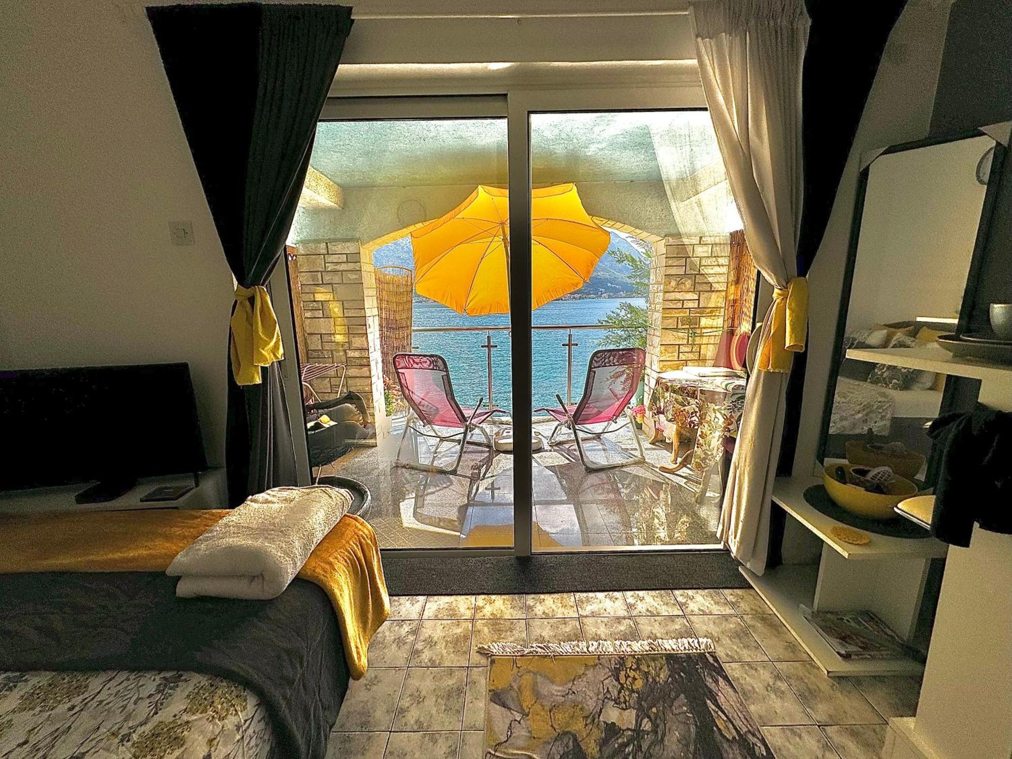 Aparthotel Maxim Котор Экстерьер фото